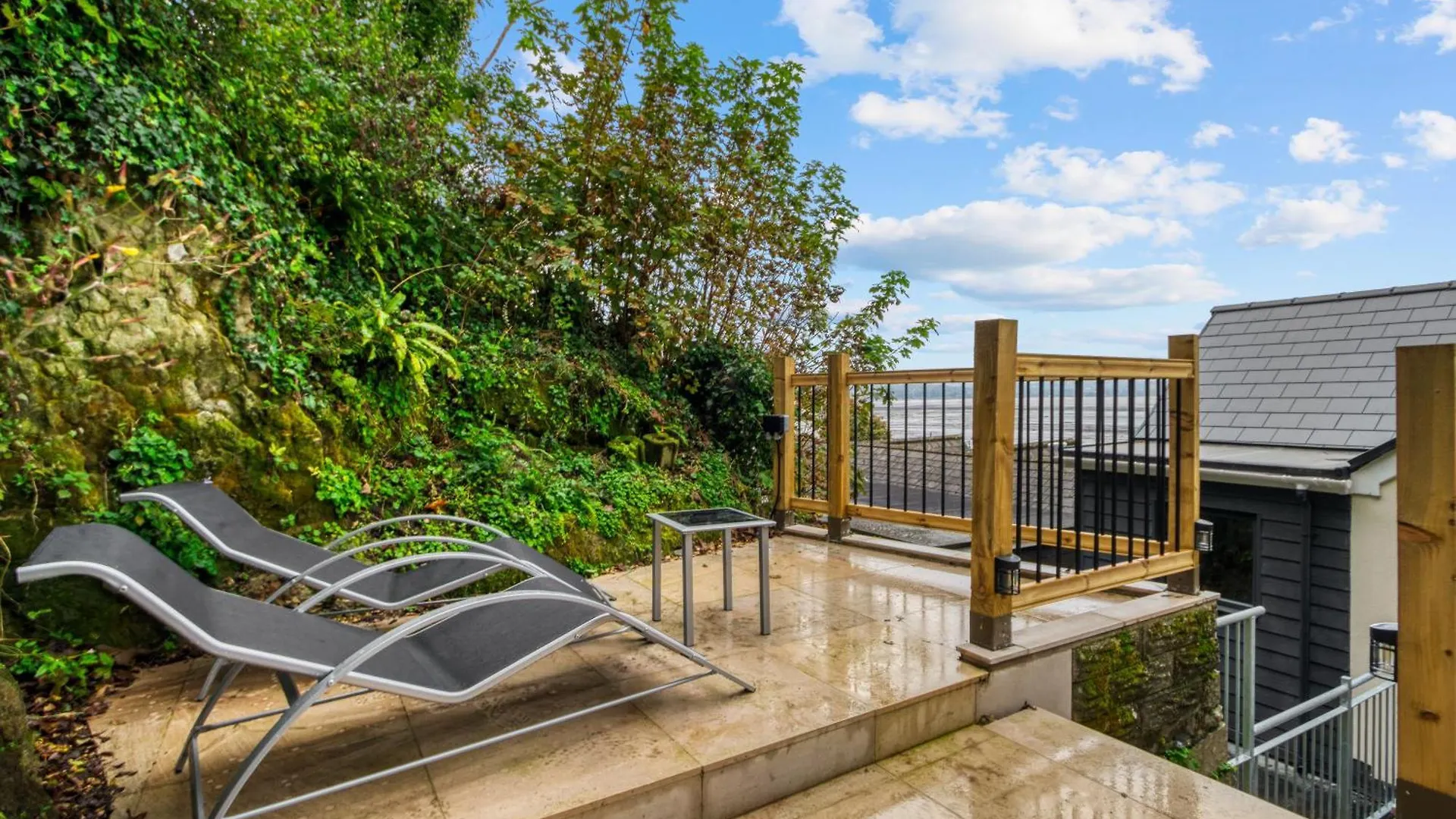 Panoramic Sea View Apartment The Mumbles