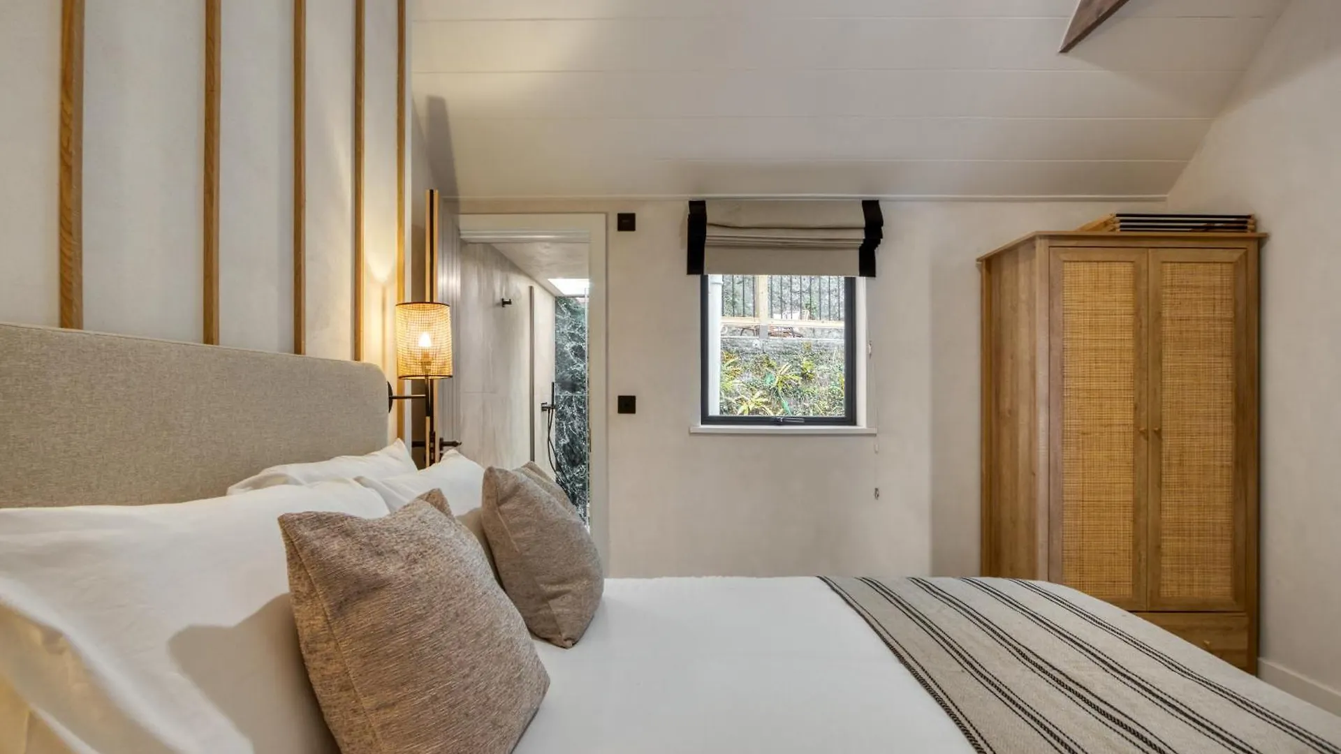 Panoramic Sea View Apartment The Mumbles