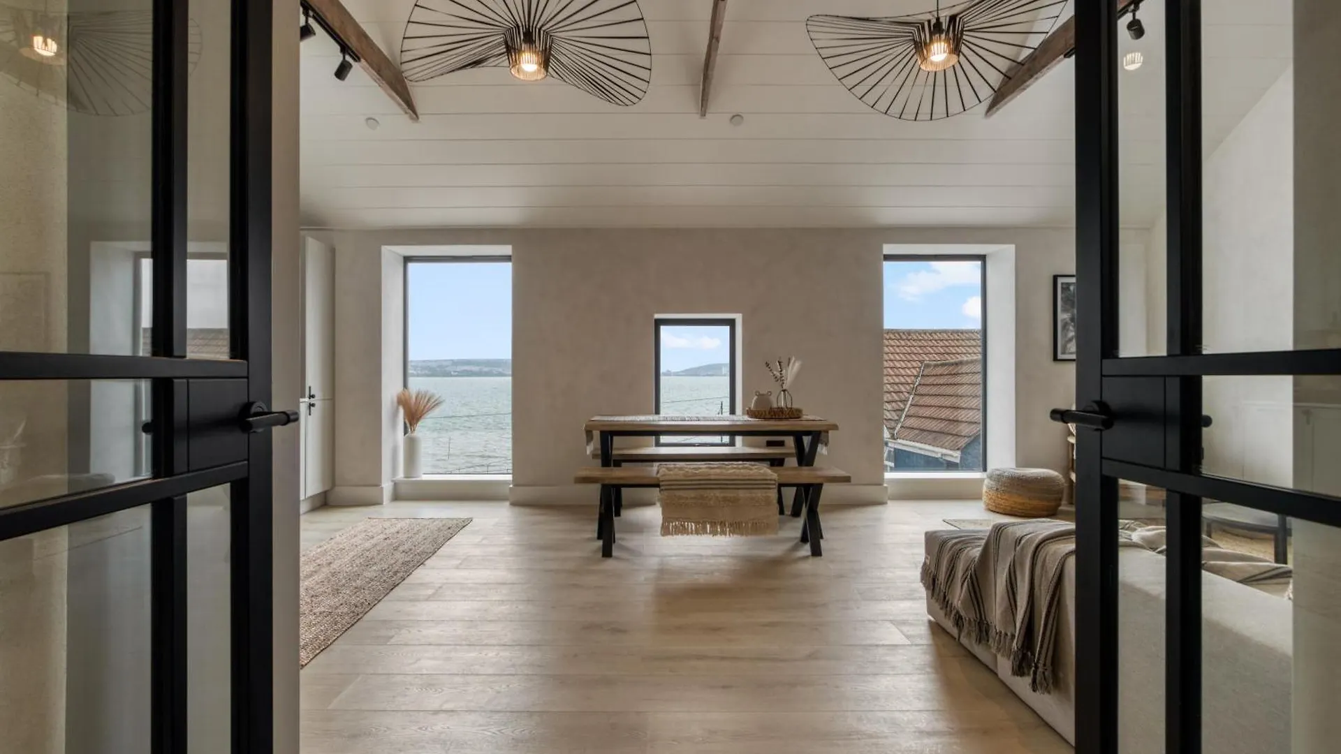 Panoramic Sea View Apartment The Mumbles 0*,
